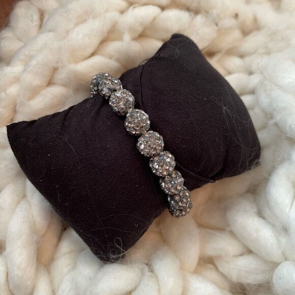 Designer Beaded Bracelet - Picture 2 of 3